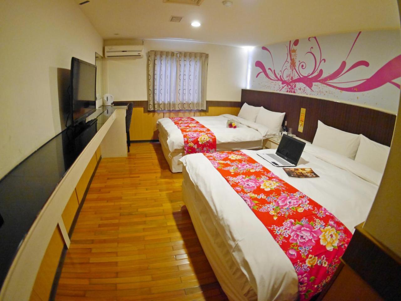 Galaxy Hotel Zhongli Exterior photo