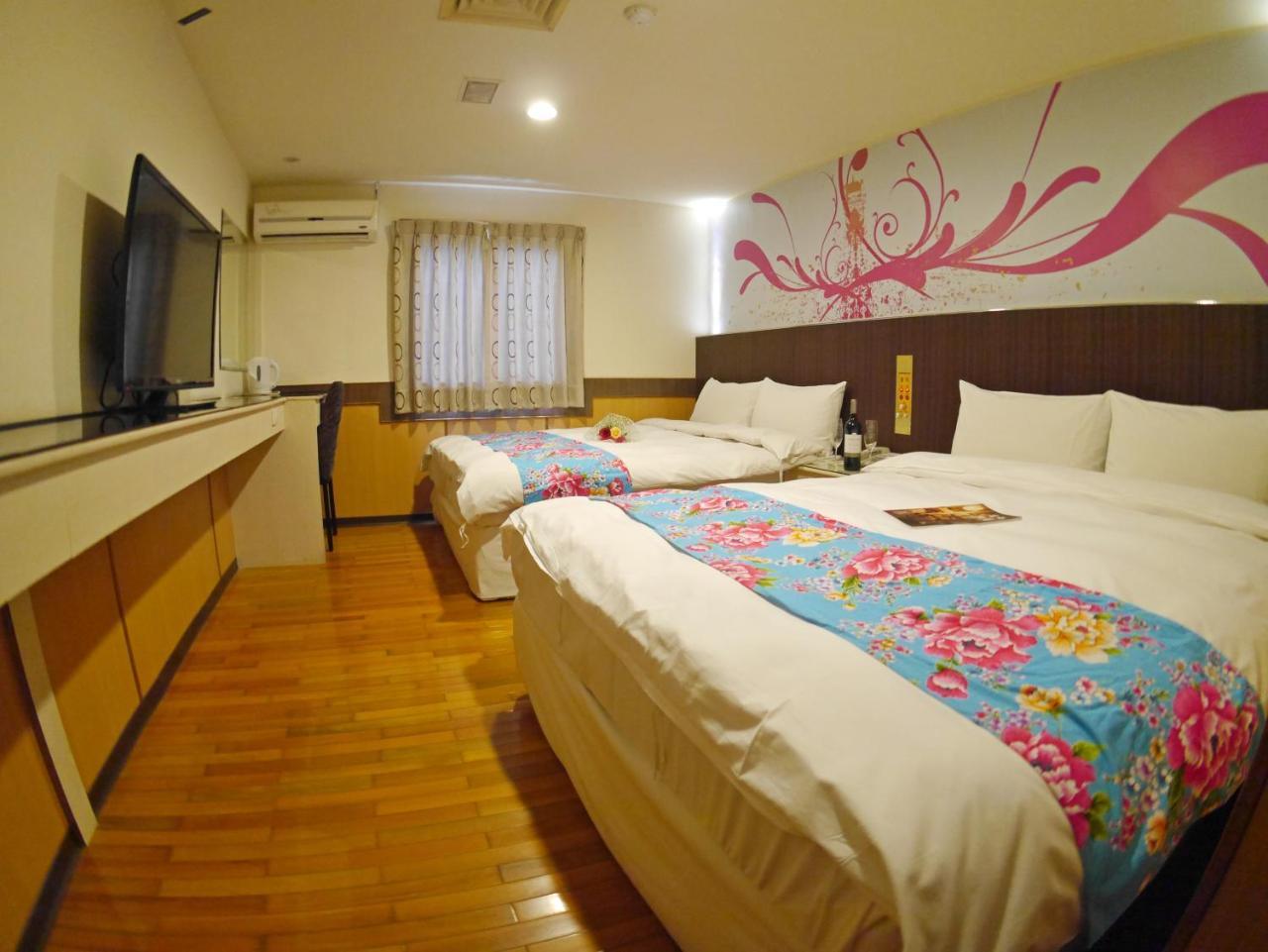 Galaxy Hotel Zhongli Exterior photo